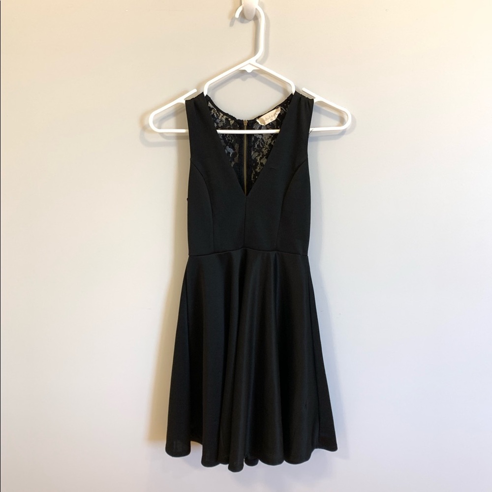 Black dress | Altar’d State